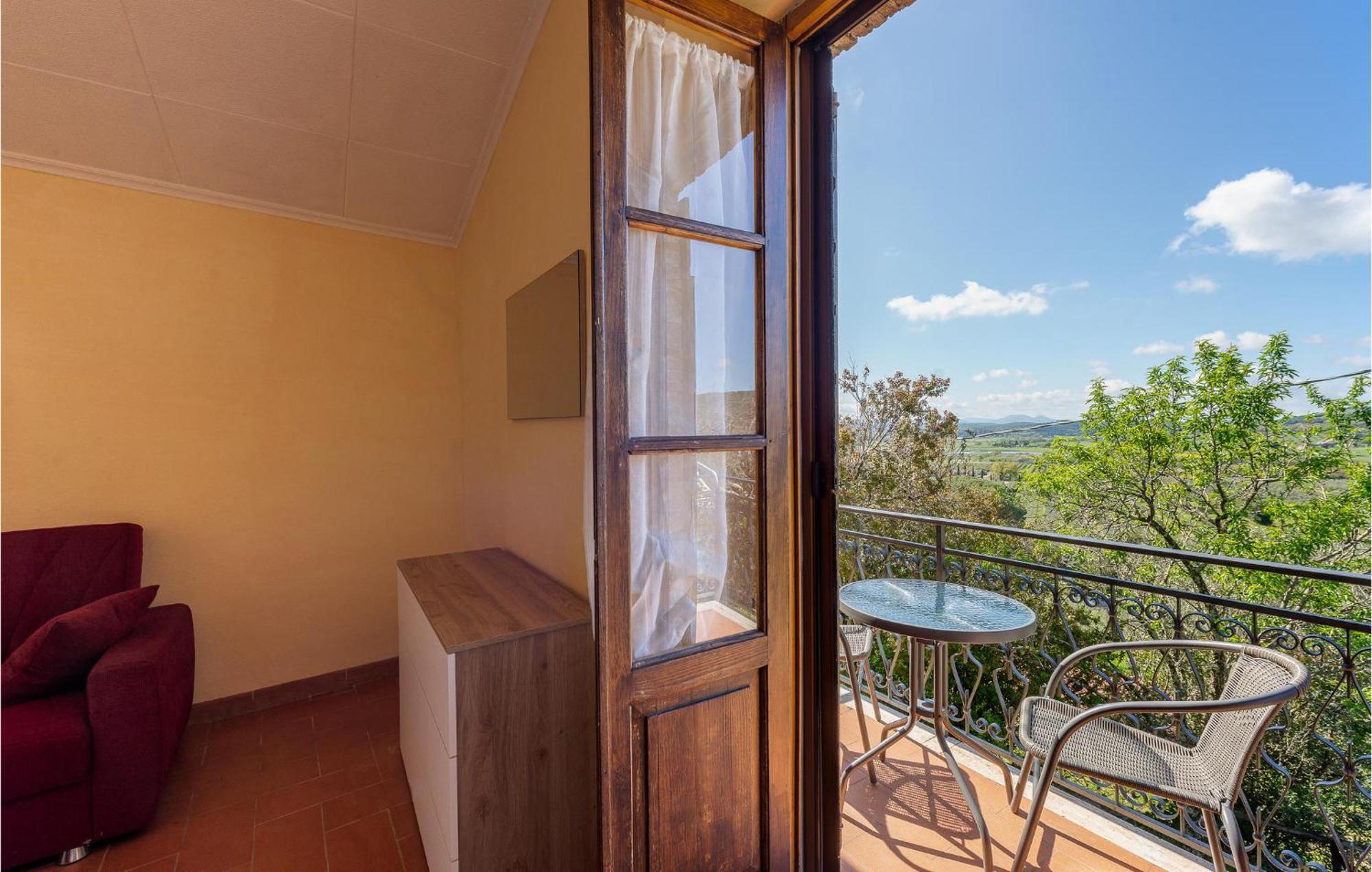 Cozy Home In Massa Marittima Gr With Kitchen Exteriör bild