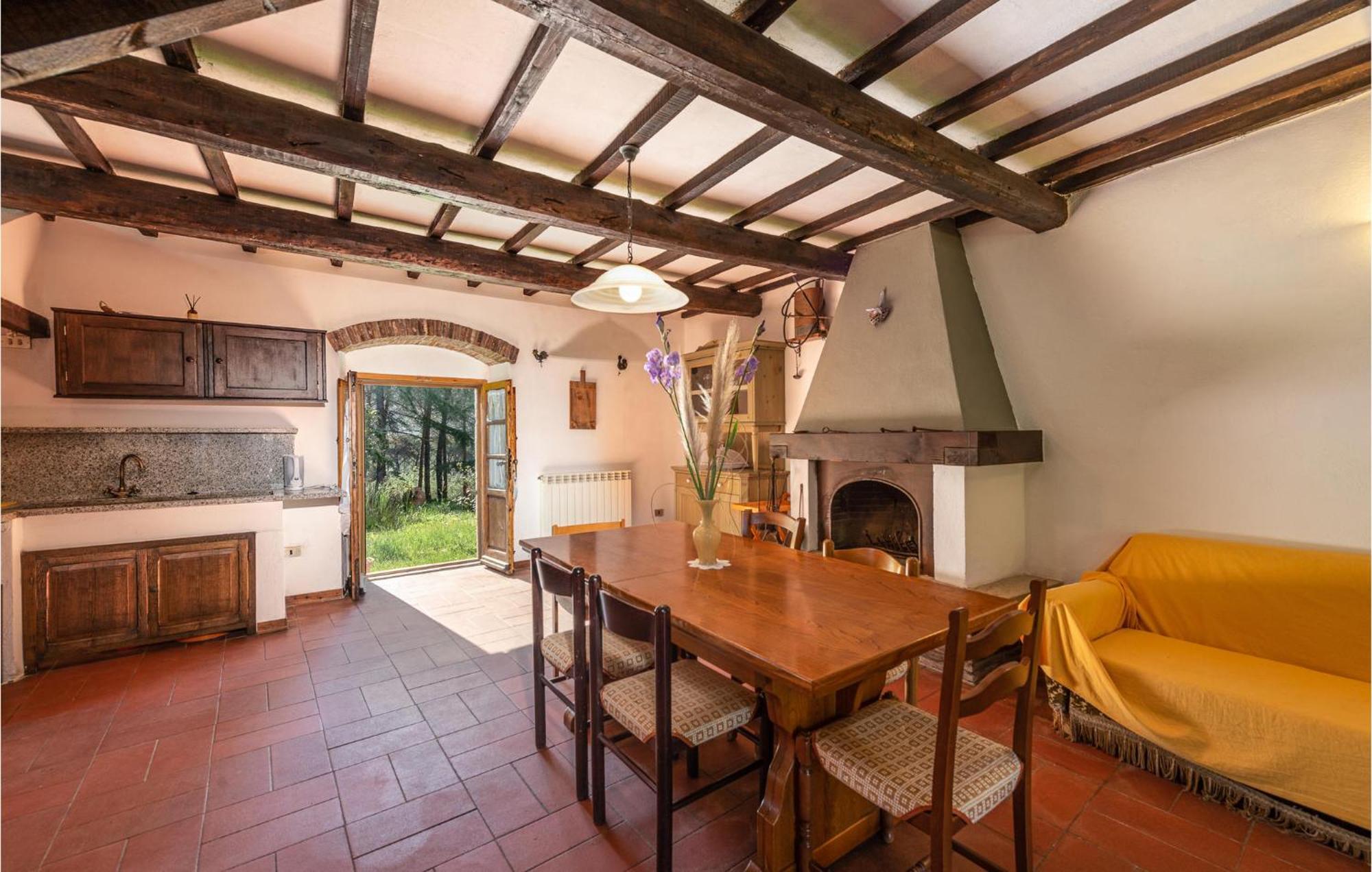 Cozy Home In Massa Marittima Gr With Kitchen Exteriör bild