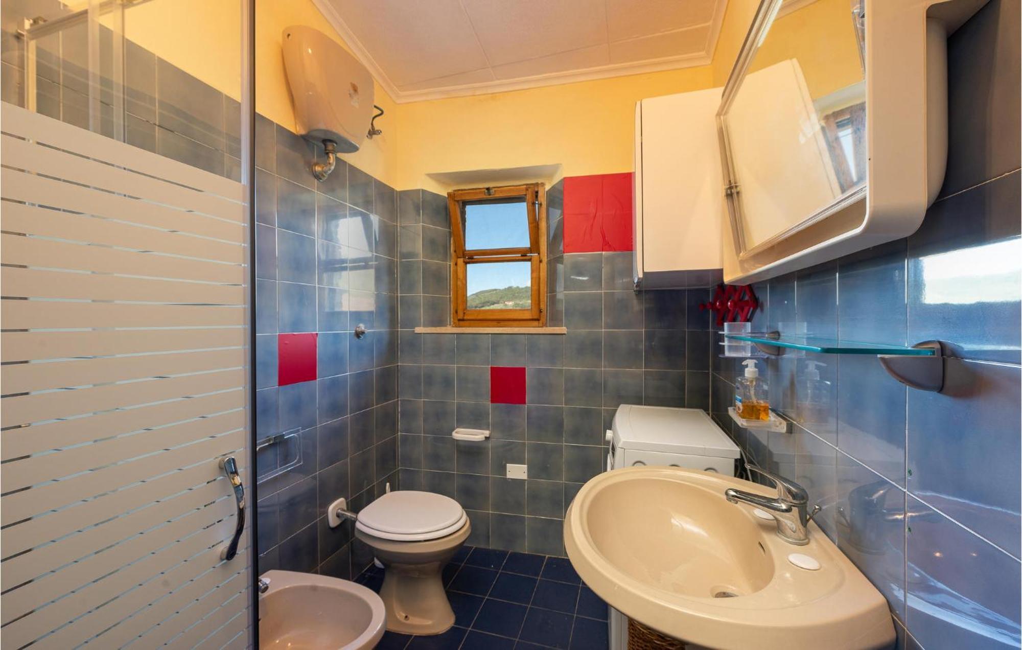 Cozy Home In Massa Marittima Gr With Kitchen Exteriör bild
