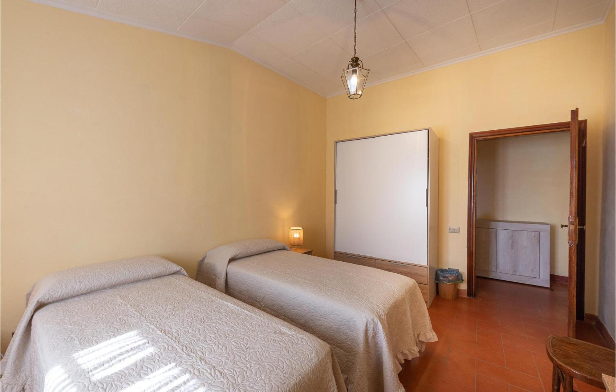 Cozy Home In Massa Marittima Gr With Kitchen Exteriör bild