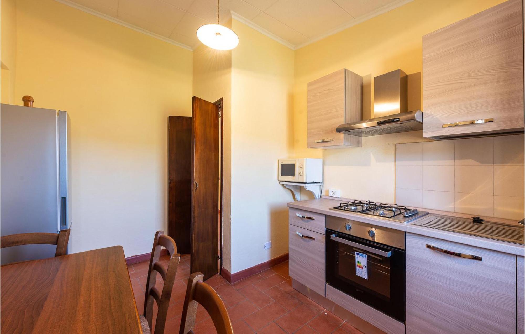 Cozy Home In Massa Marittima Gr With Kitchen Exteriör bild