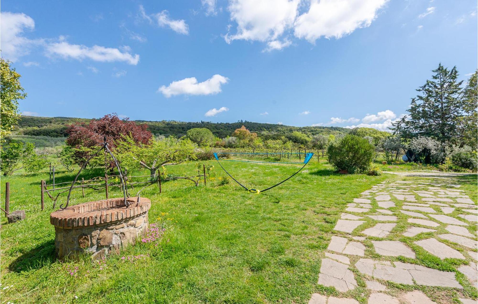 Cozy Home In Massa Marittima Gr With Kitchen Exteriör bild